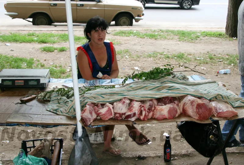 Из-за покупки мяса «с рук» 10 белорусов заразились смертельно опасным заболеванием